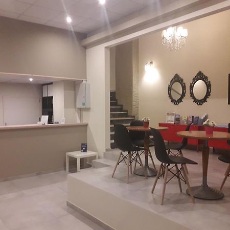 Achillion Hotel Piraeus Luaran gambar