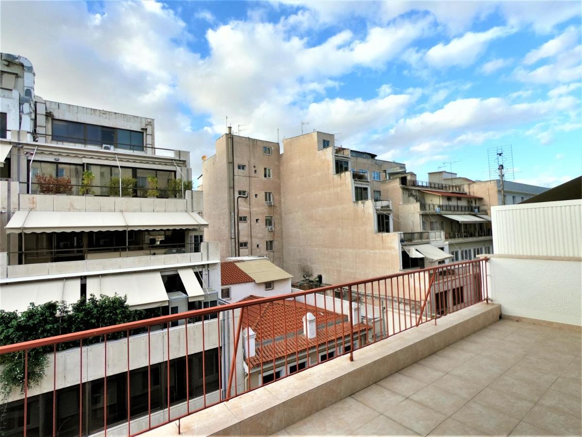 Achillion Hotel Piraeus Luaran gambar