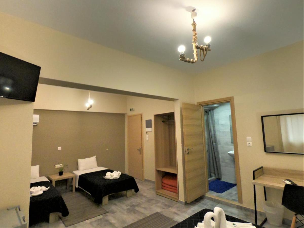 Achillion Hotel Piraeus Luaran gambar
