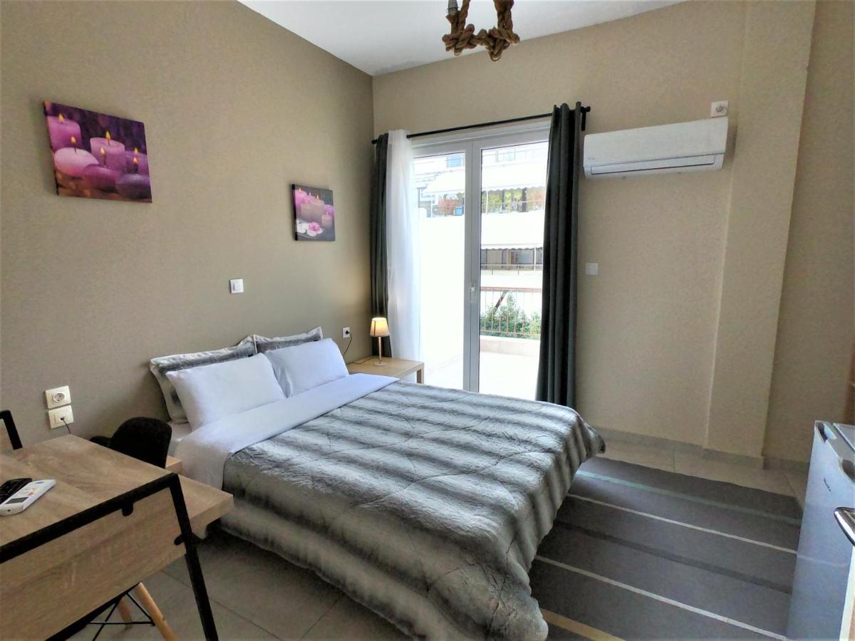 Achillion Hotel Piraeus Luaran gambar