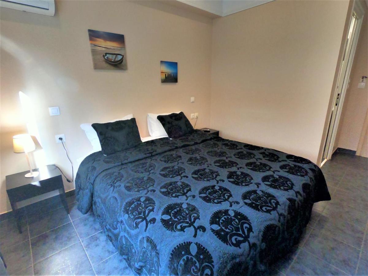 Achillion Hotel Piraeus Luaran gambar