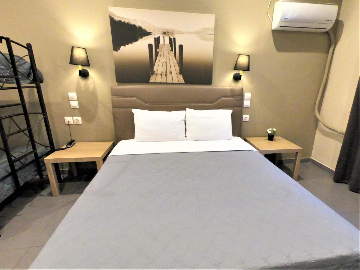 Achillion Hotel Piraeus Luaran gambar