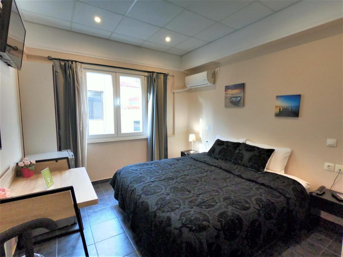 Achillion Hotel Piraeus Luaran gambar