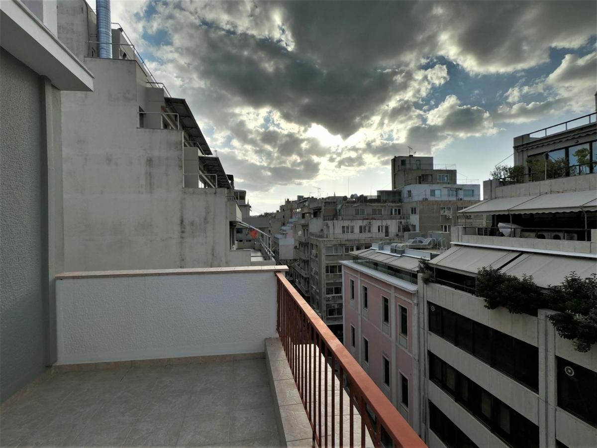Achillion Hotel Piraeus Luaran gambar