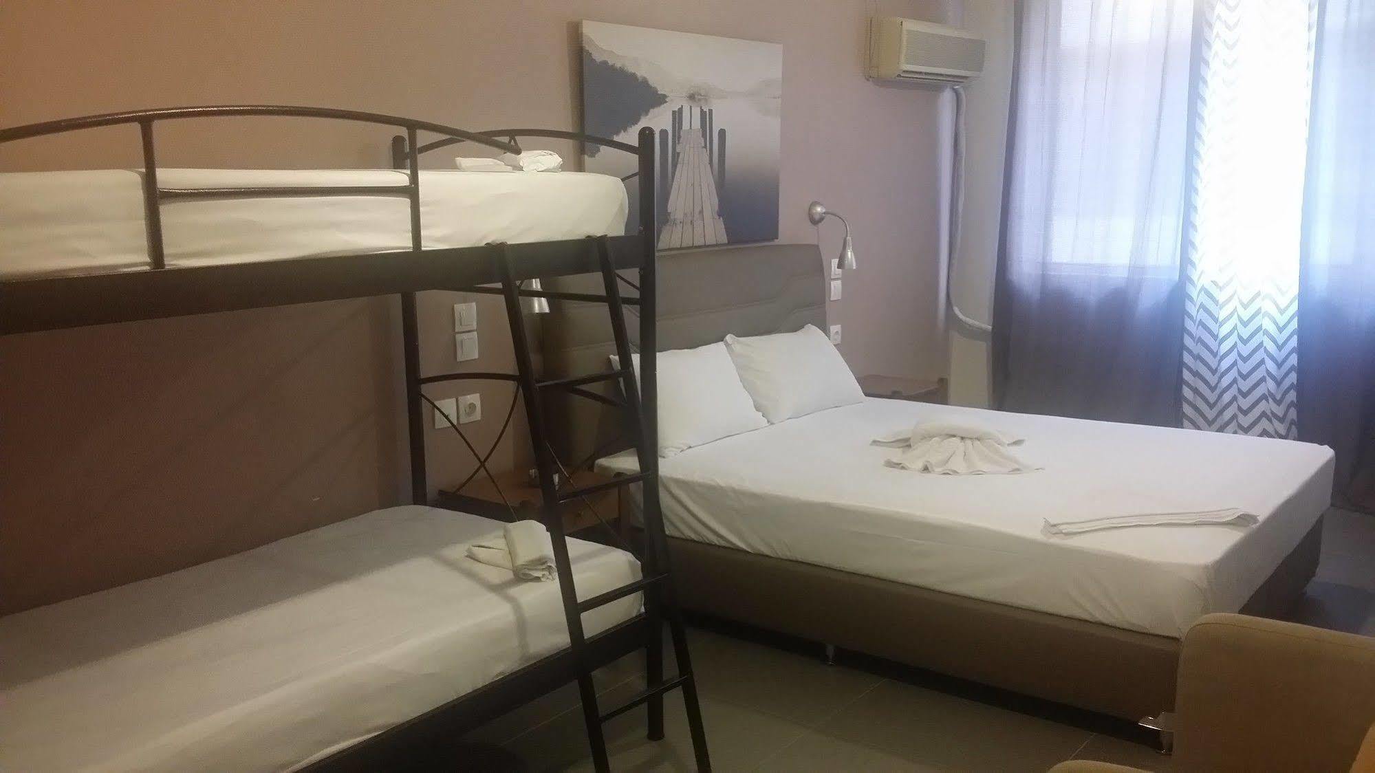 Achillion Hotel Piraeus Luaran gambar