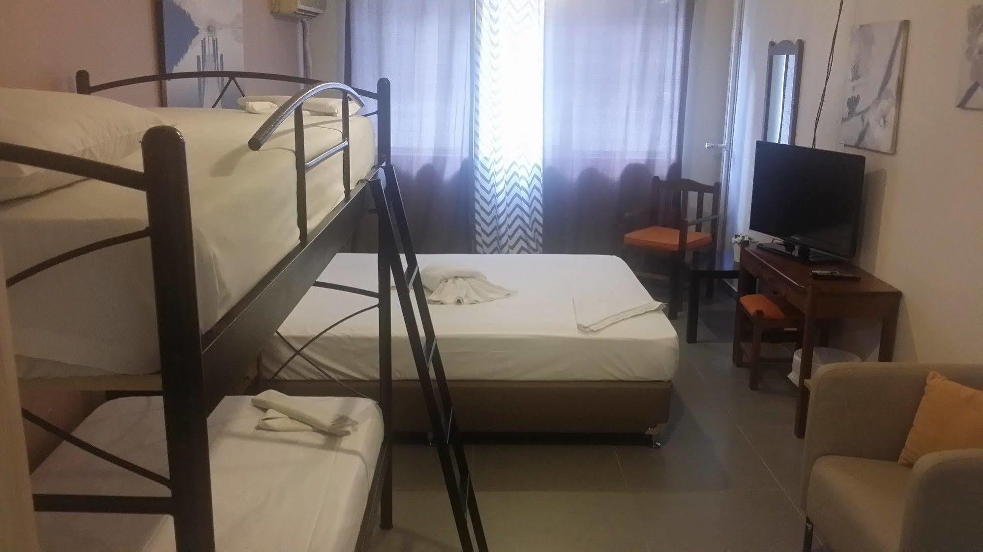 Achillion Hotel Piraeus Luaran gambar