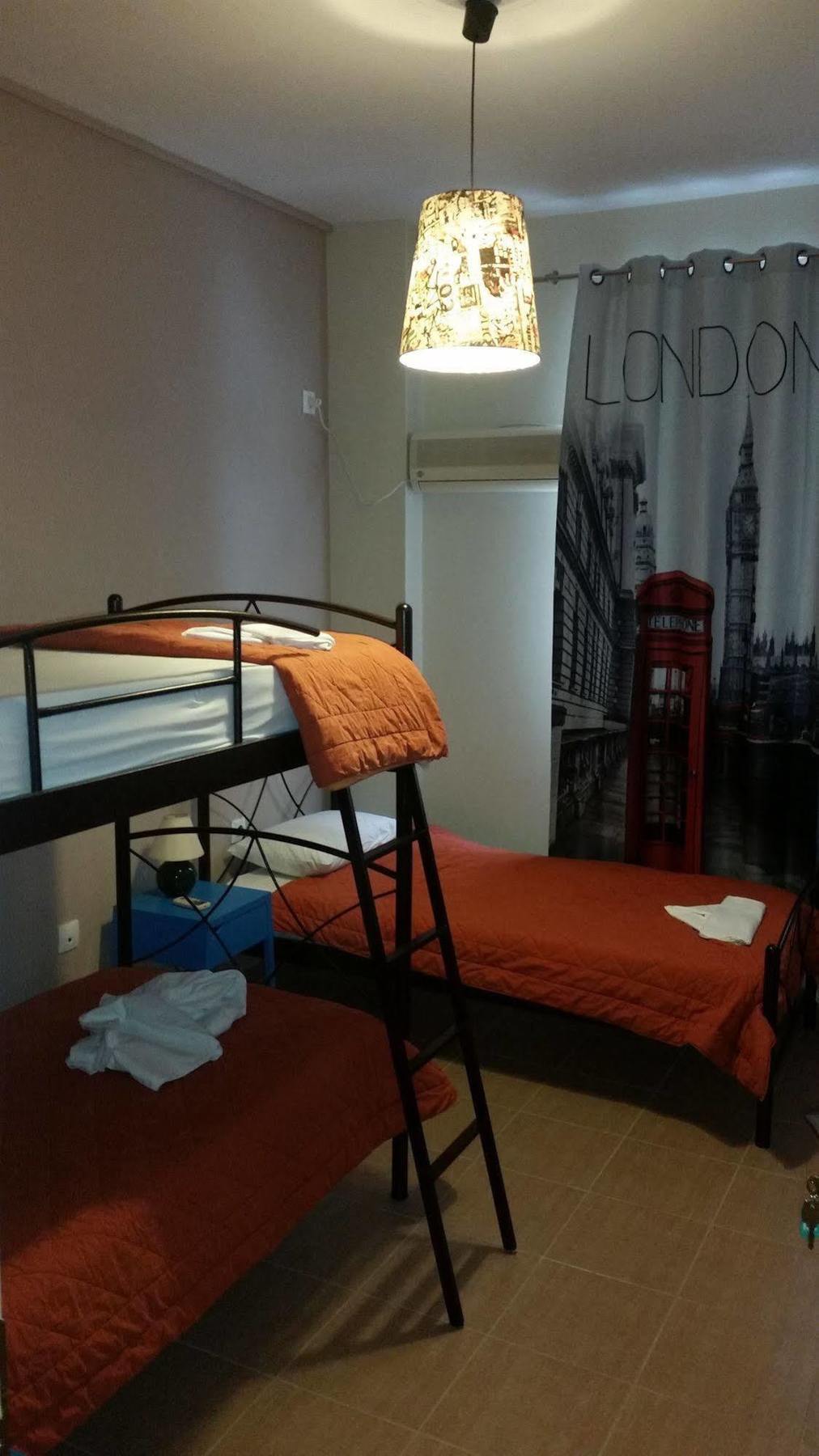 Achillion Hotel Piraeus Luaran gambar